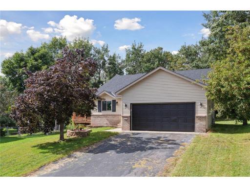 1102 Summit Way, Sauk Rapids, MN 56379