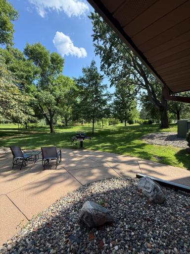 The grounds are beautiful at the complex! Imagine a beautiful sunny day, glass of lemonade and a great book out on this nice patio!