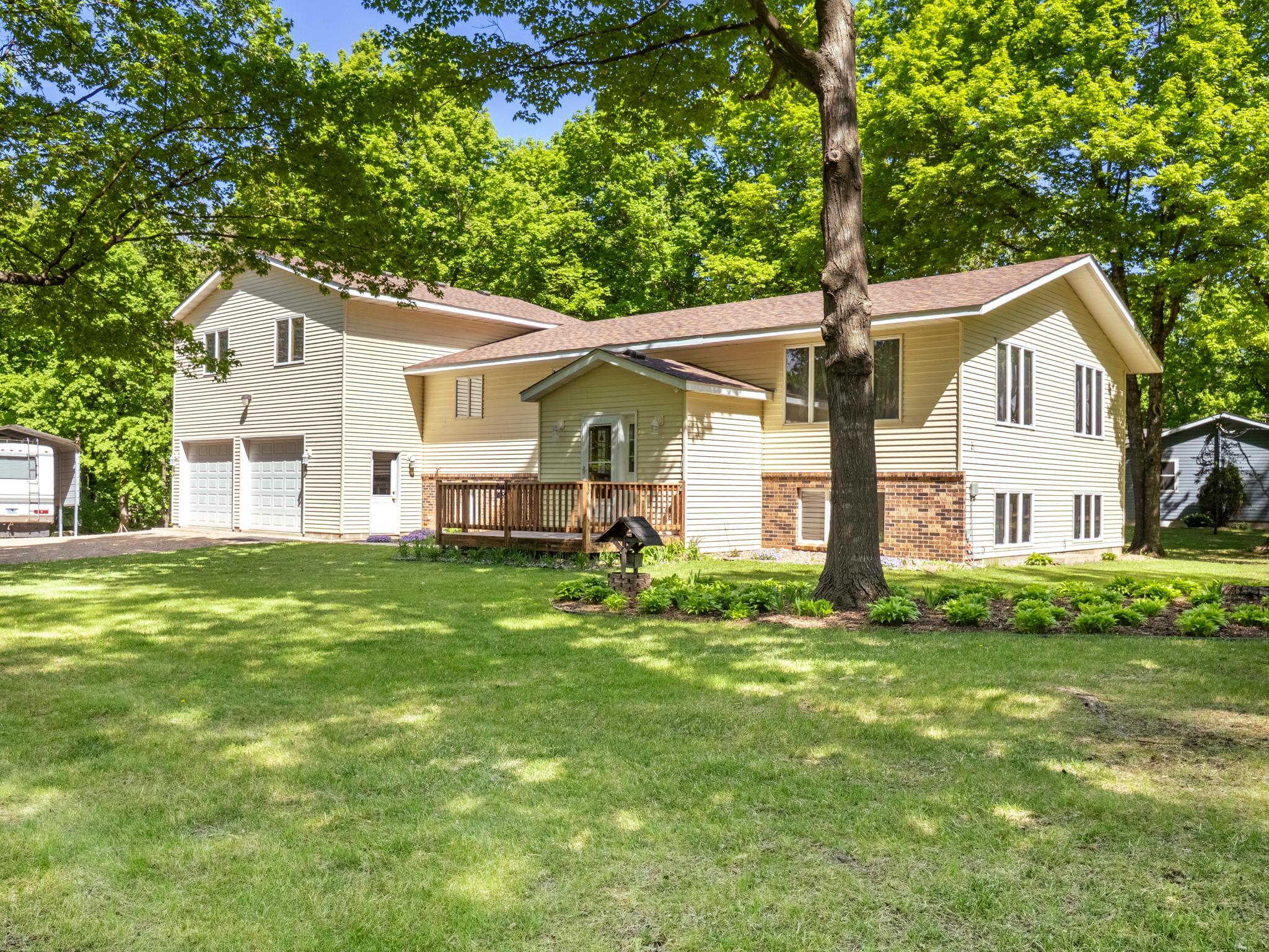 Welcome to 13922 68th St NW