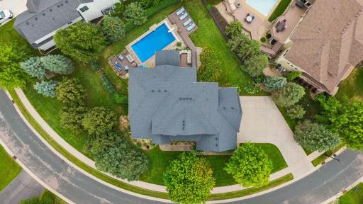 Settlers West offers the rare luxury of expansive homesites, mature landscaping, and exceptional privacy. Perfectly positioned on a premium lot. This property showcases a unparalleled backyard retreat, room to relax, entertain, and enjoy.