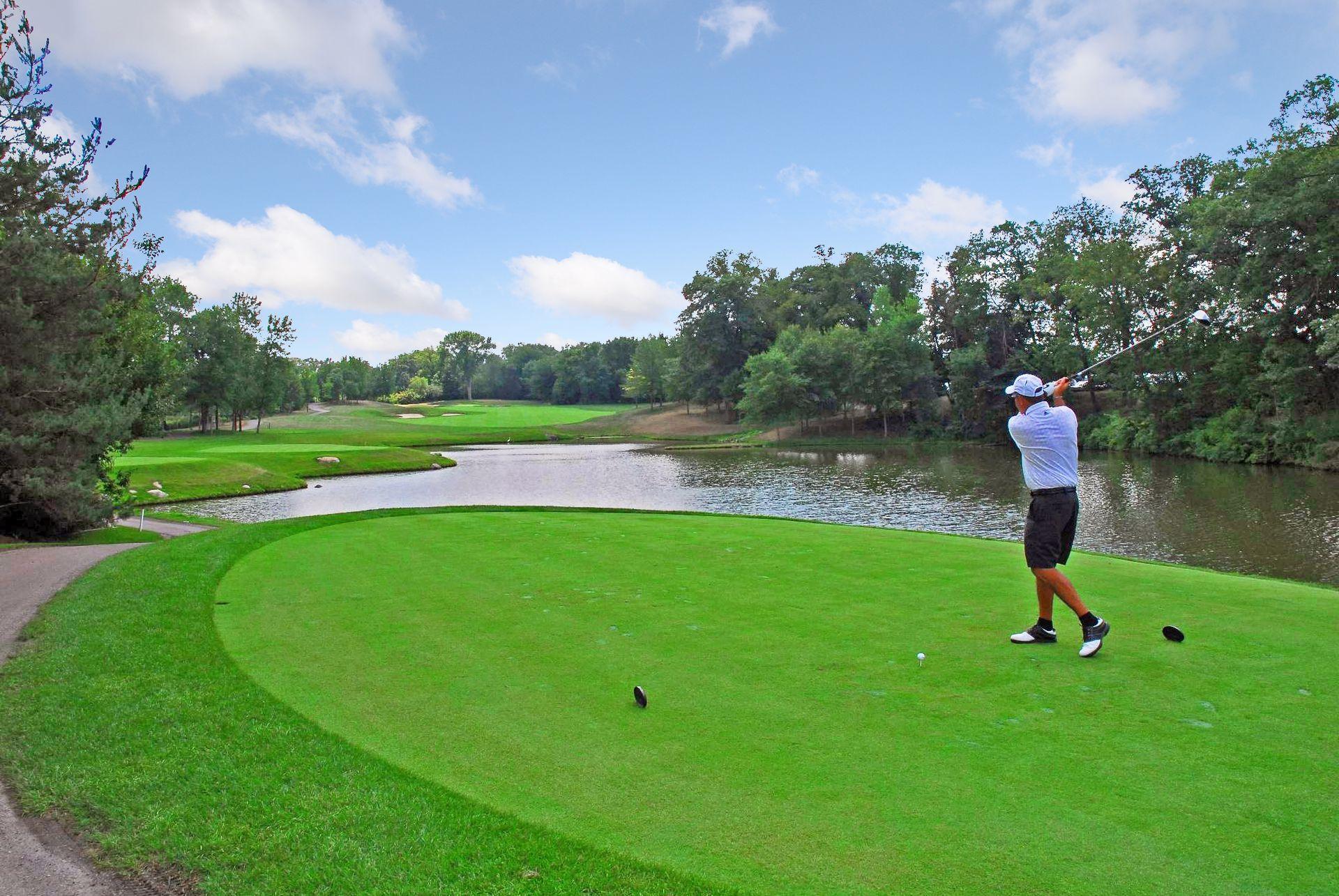 Golf and enjoy Bear Path Country Club