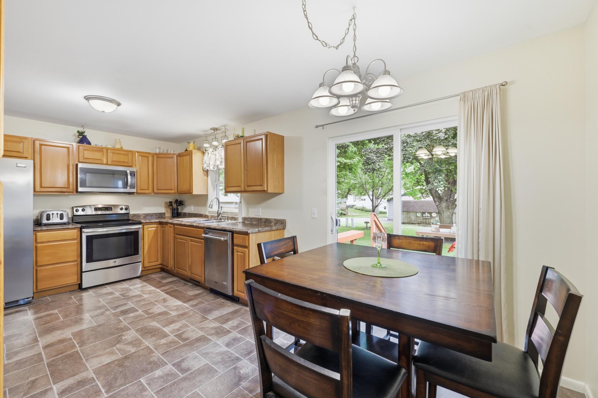 Dining Area to back Deck