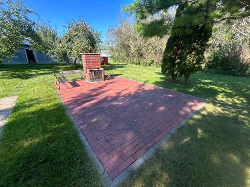 2425 East Avenue, Worthington, MN 56187
