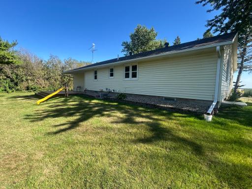 2425 East Avenue, Worthington, MN 56187
