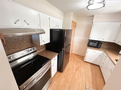 2425 East Avenue, Worthington, MN 56187