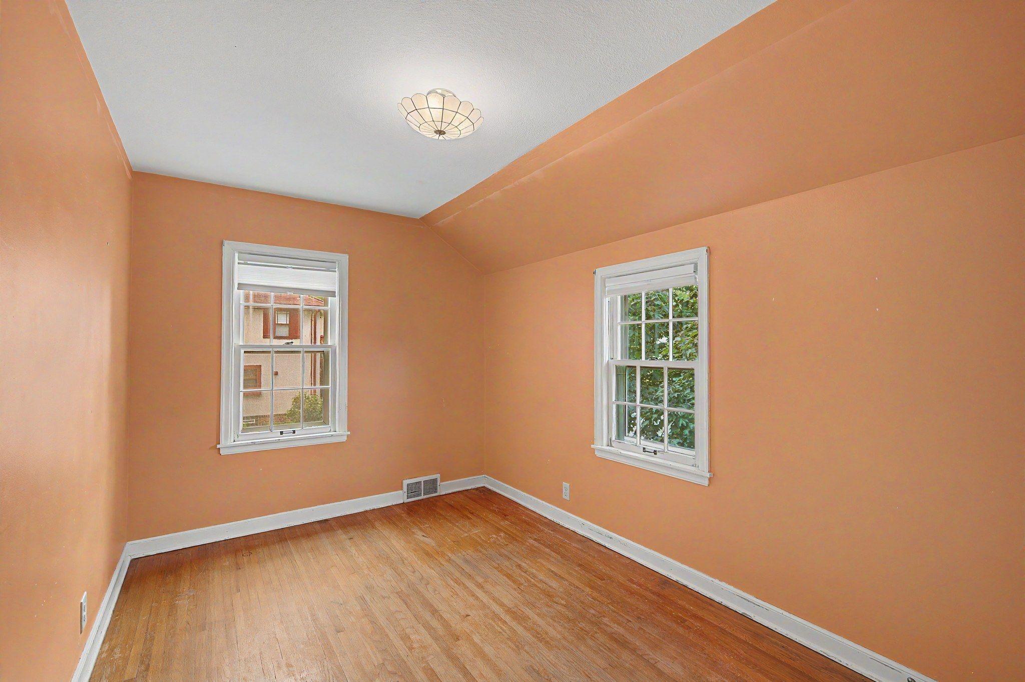2nd floor bedroom 2