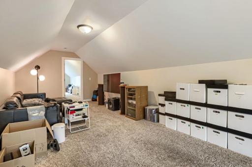 3622 Longfellow Ave - Web Quality - 009 - 09 Living Room.jpg