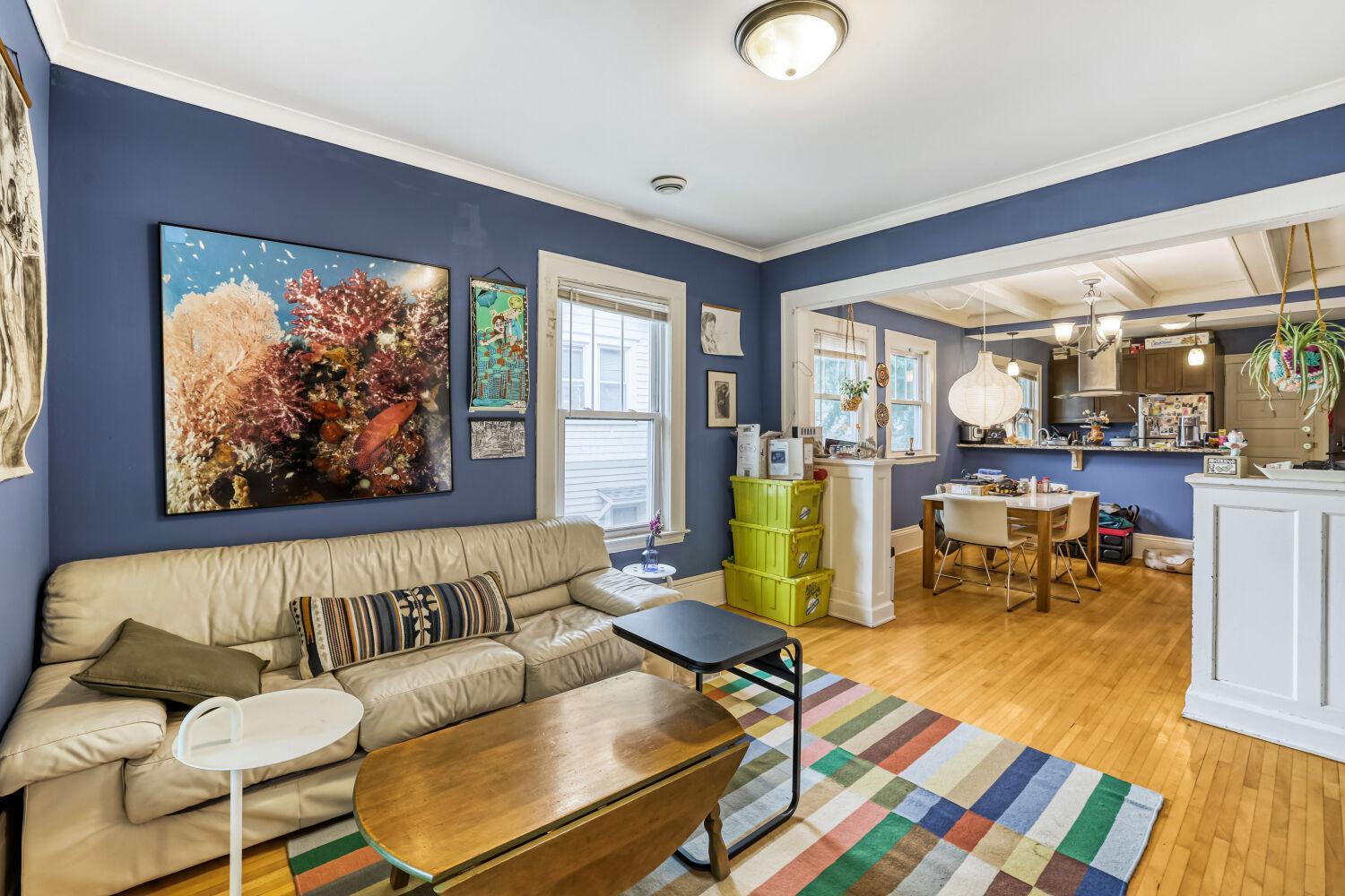 3622 Longfellow Ave - Web Quality - 007 - 07 Living Room.jpg