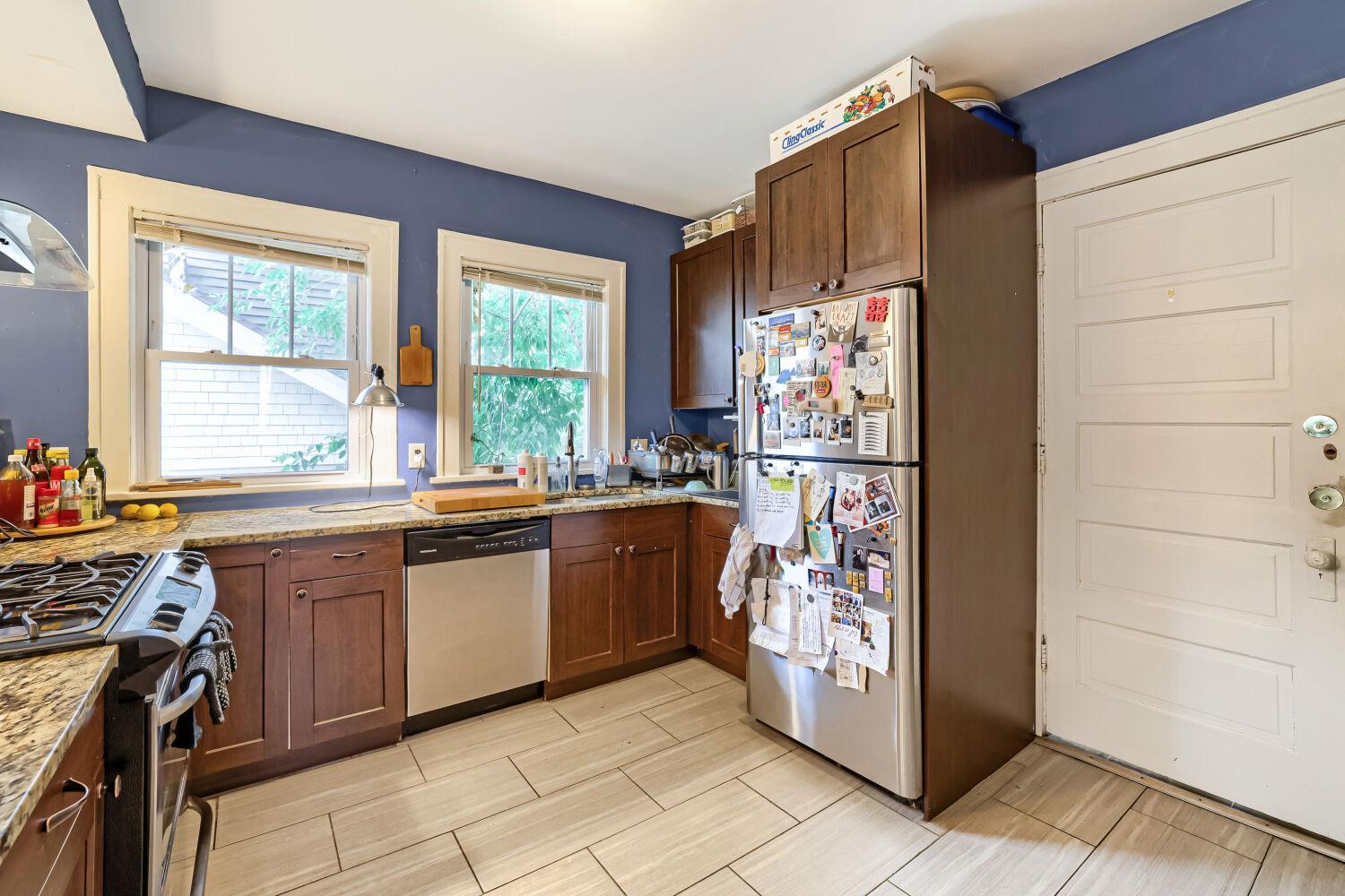 3622 Longfellow Ave - Web Quality - 019 - 19 Kitchen.jpg