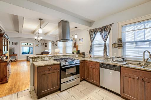 3622 Longfellow Ave - Web Quality - 017 - 17 Kitchen.jpg