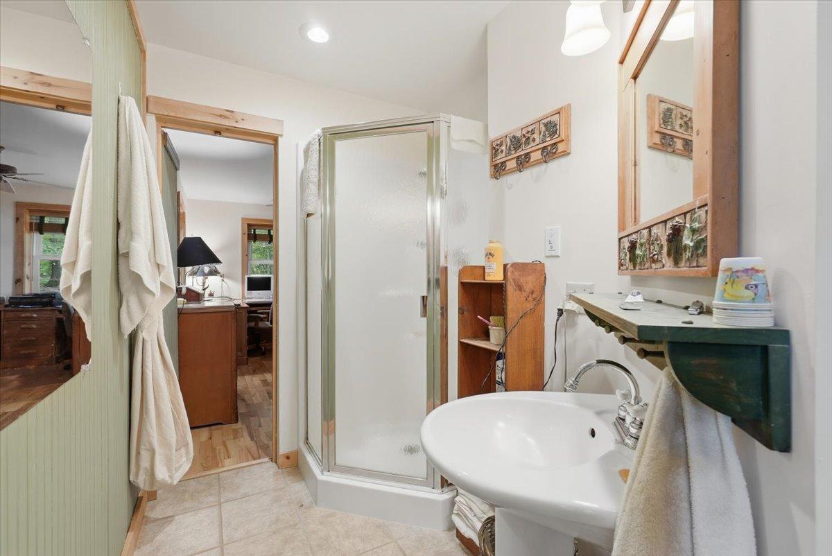Another bathroom