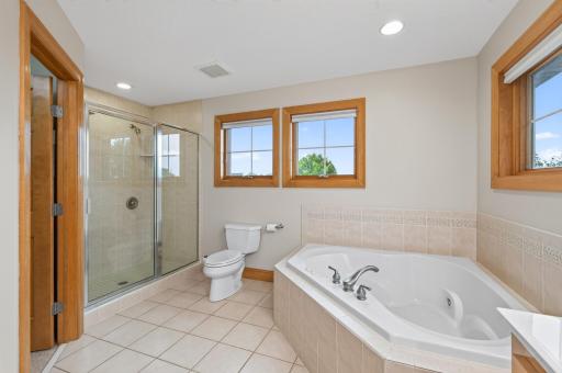 Upper level private primary full bath