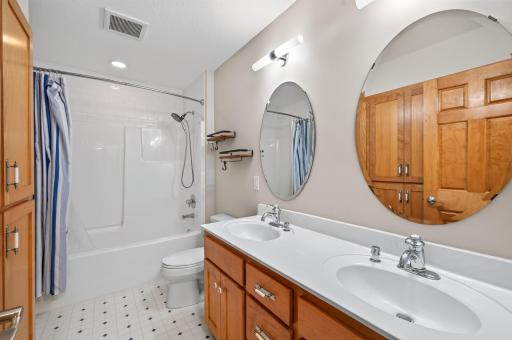 Upper level full bathroom