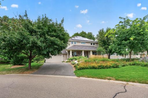 Photo for 877 New Century Boulevard S, Maplewood, MN 55119 - listing #7130123 Welcome home to 877 New Century Blvd in South Maplewood