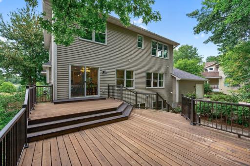 2 tiered deck