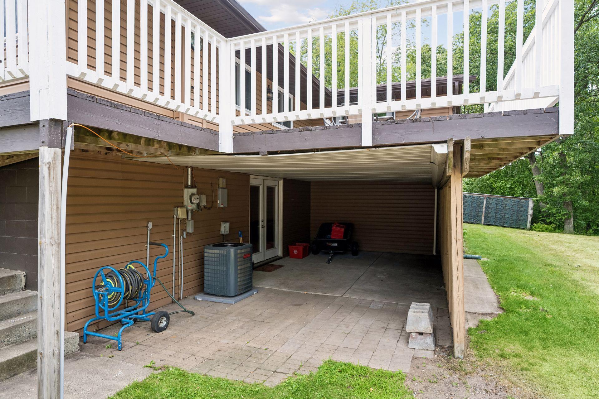 There is additional storage under the deck