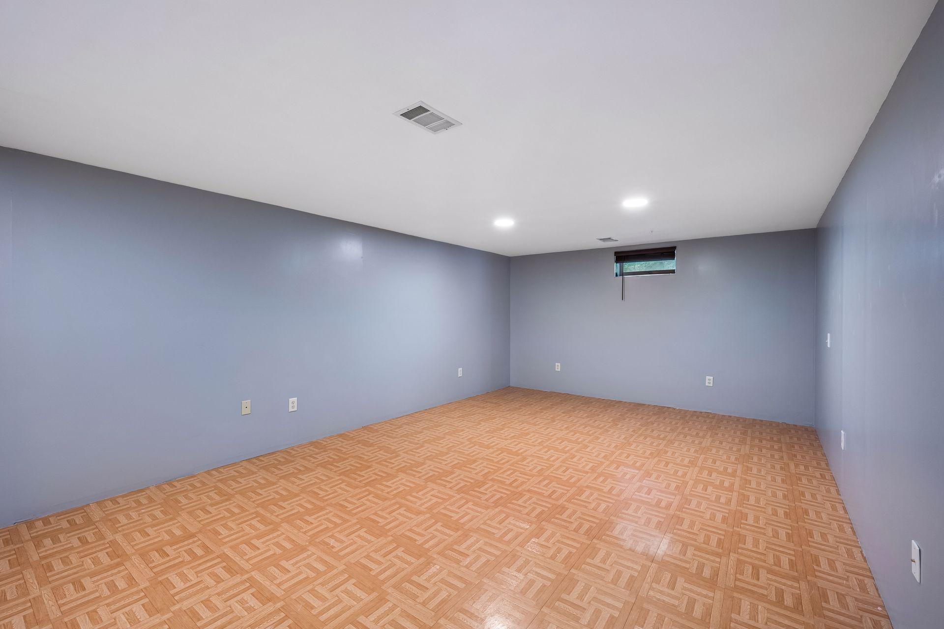 Large lower level amusement room