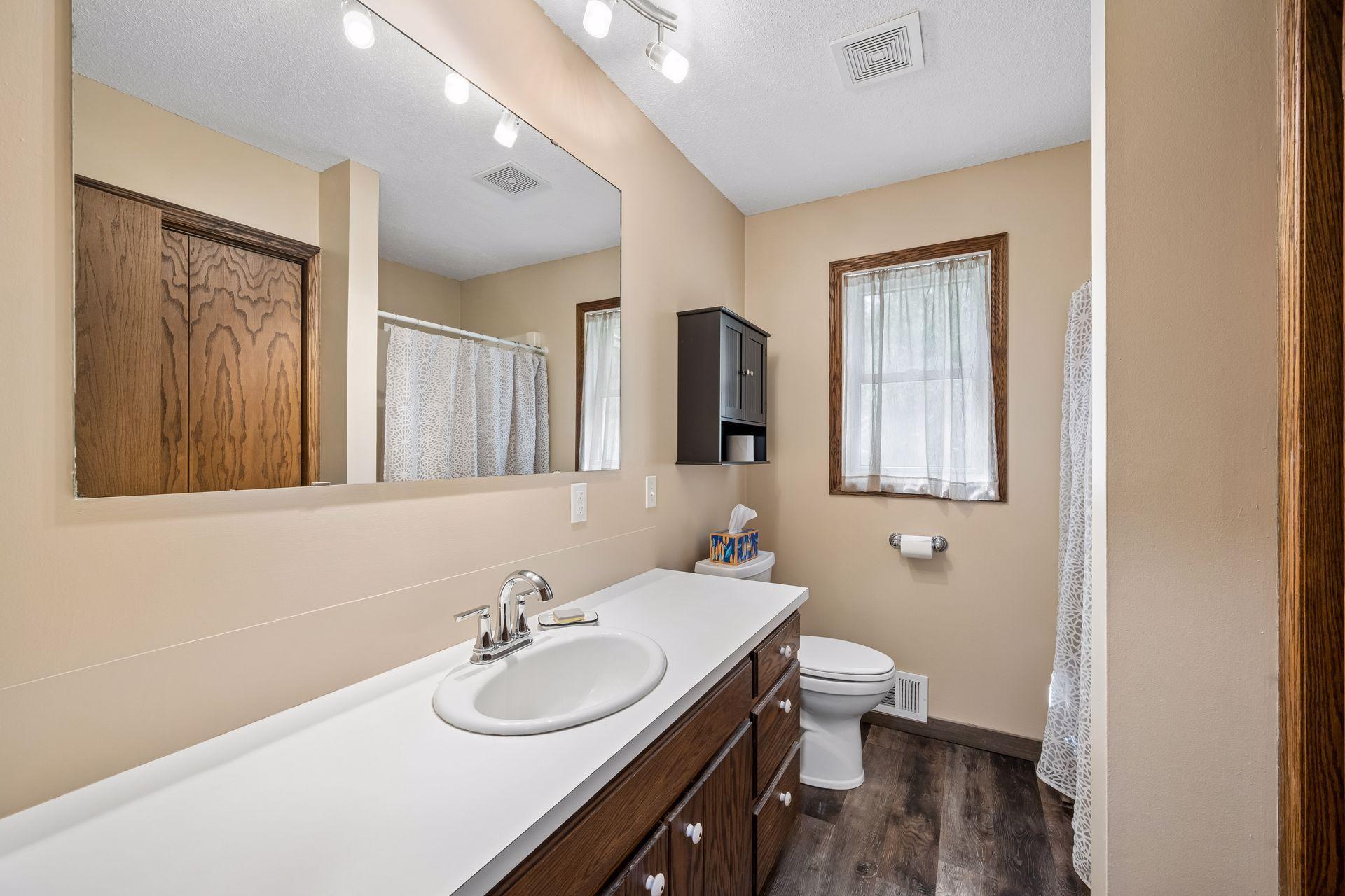 Primary 3/4 bath