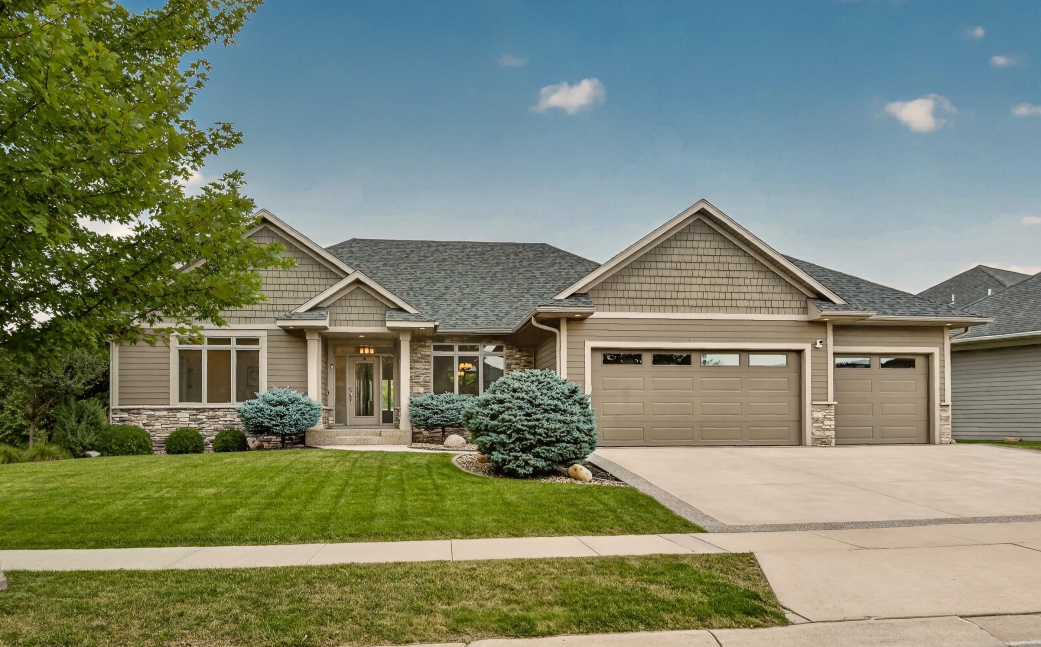 4010 Autumn Lake Ct SW