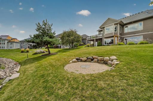 4010 Autumn Lake Court SW, Rochester, MN 55902
