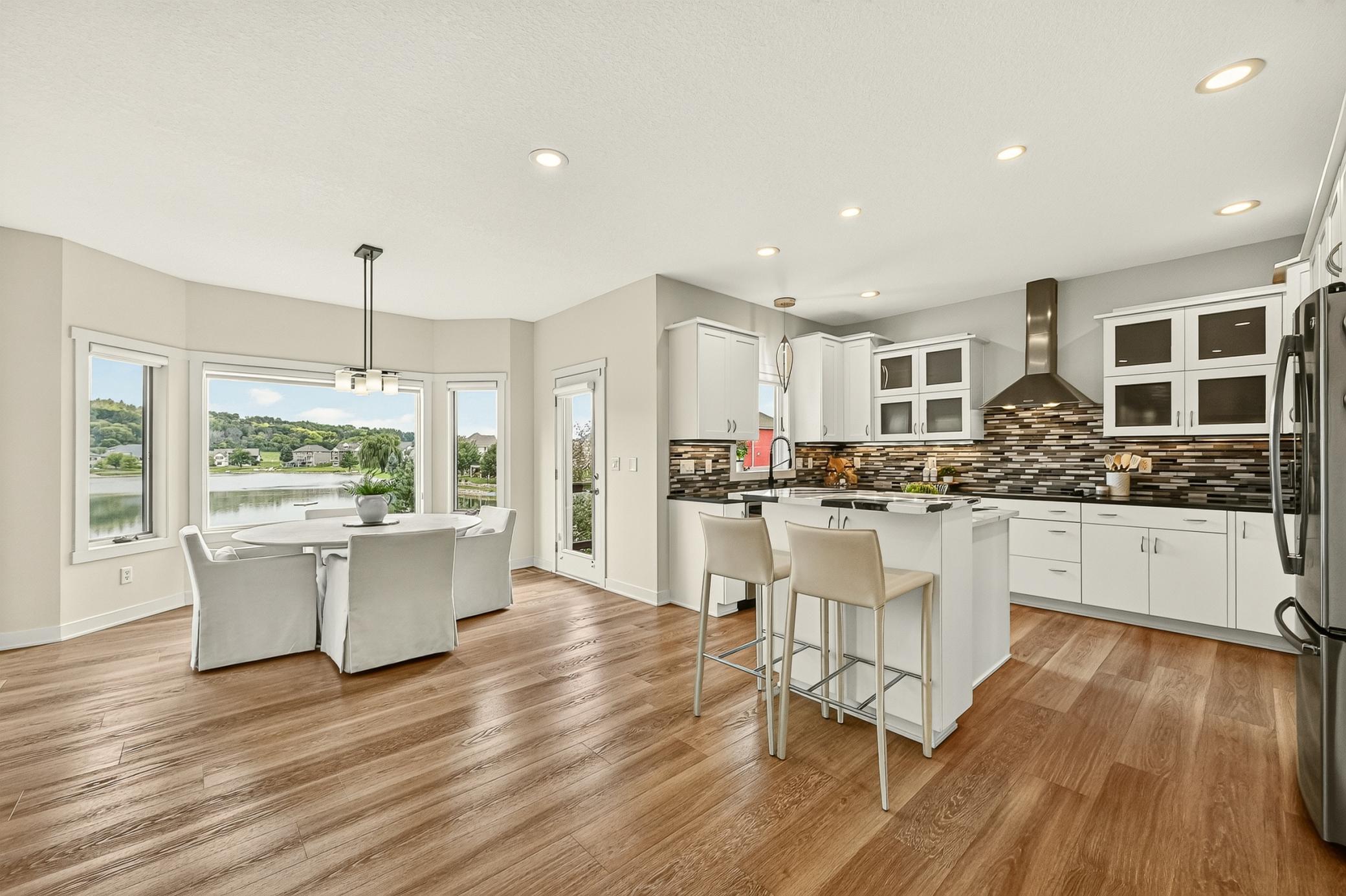 Dining/Kitchen
