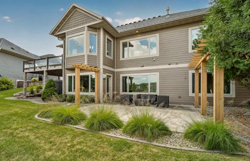 4010 Autumn Lake Court SW, Rochester, MN 55902