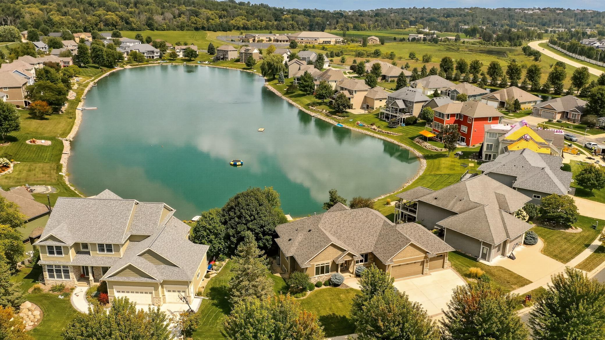 4010 Autumn Lake Ct SW