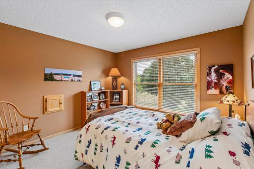 8906 Almquist Way, Inver Grove Heights, MN 55077