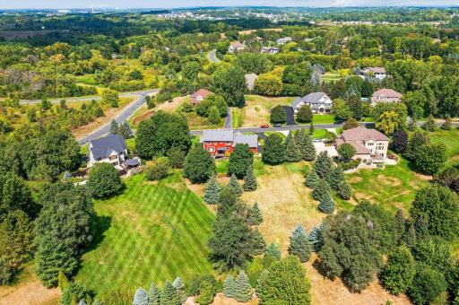 8906 Almquist Way, Inver Grove Heights, MN 55077