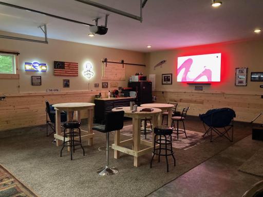 Garage entertaining area