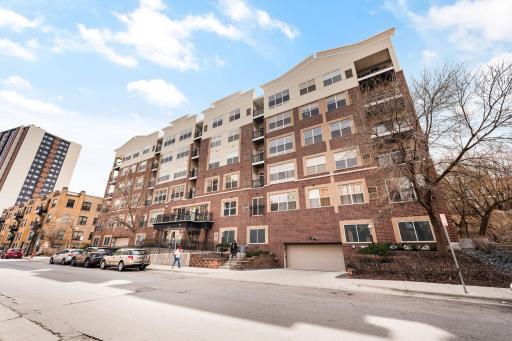 Impressive exterior of this well-maintained building in the heart of Loring Park.