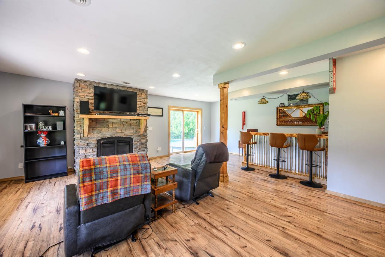 _JLF8170-HDR.jpg