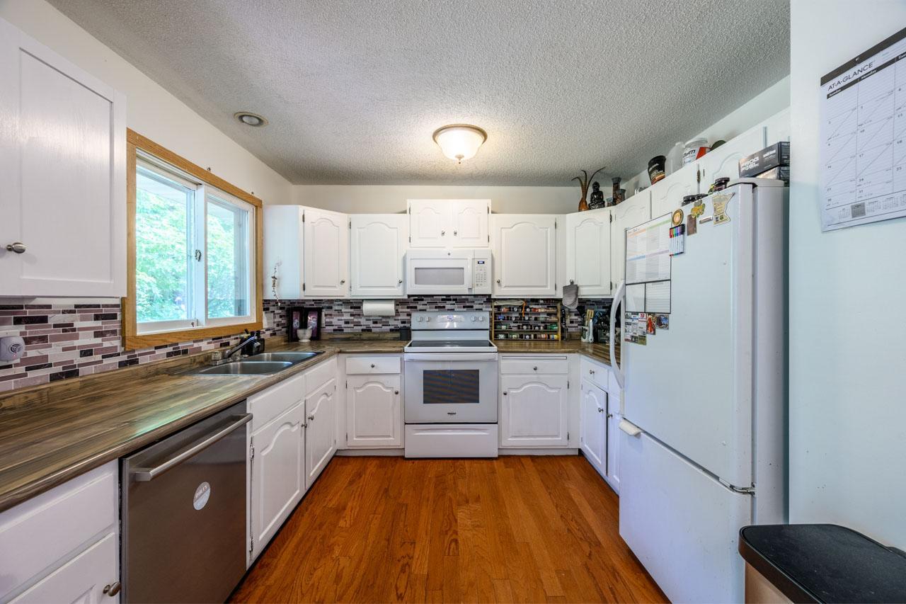 _JLF8200-HDR.jpg