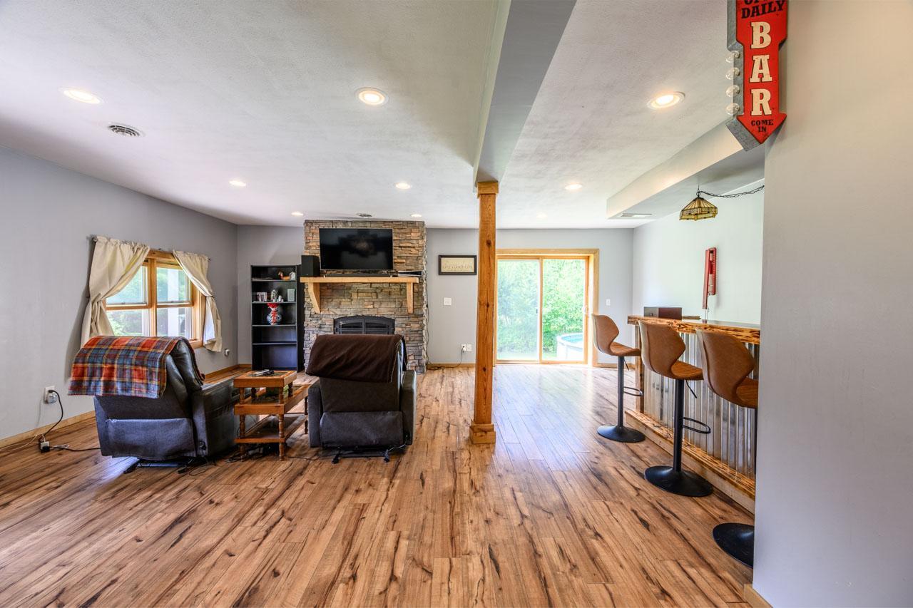 _JLF8165-HDR.jpg