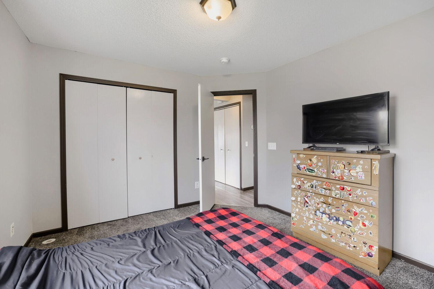 Big closet in the second bedroom too!