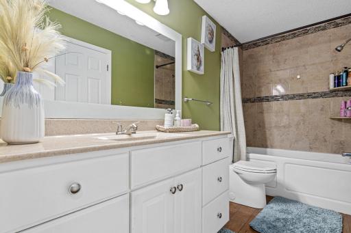 1916 84th Ave N-17.jpg