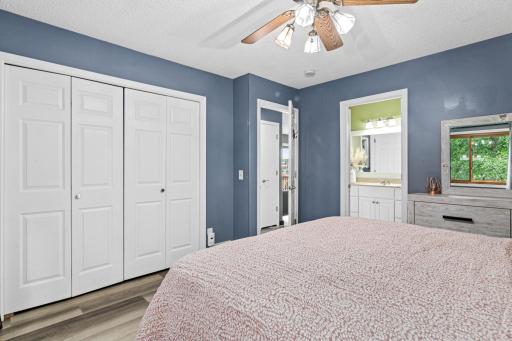 1916 84th Ave N-22.jpg