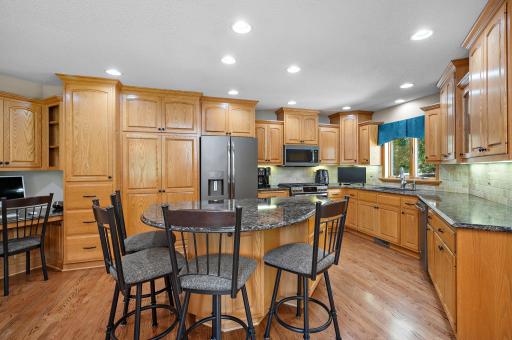 Plenty of cabinets