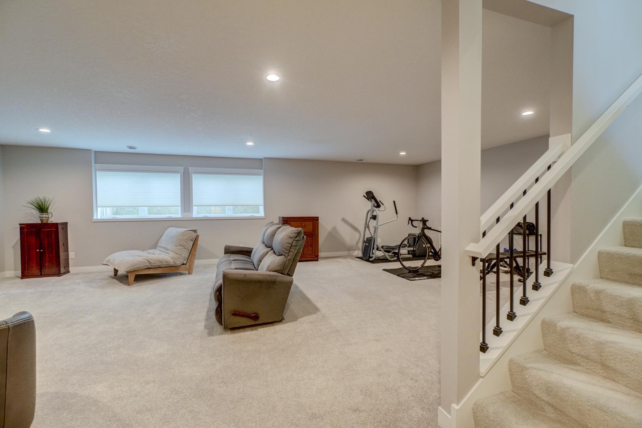 13221 Court Pl-58.jpg
