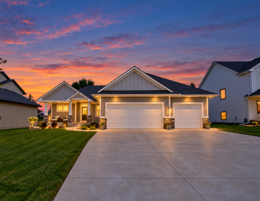 803 11th Street NE, New Prague, MN 56071