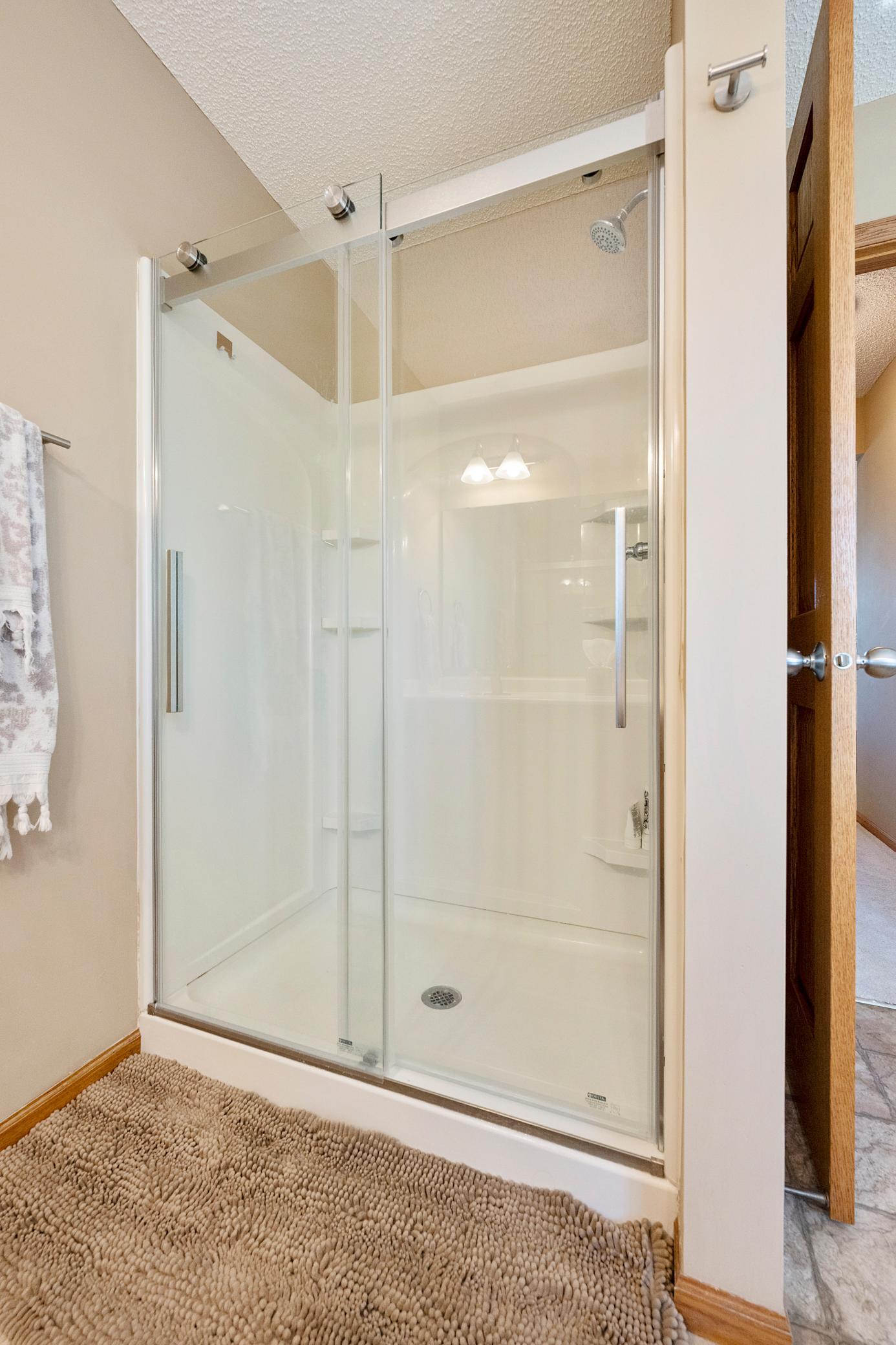 Upper Level Master Bath/Shower