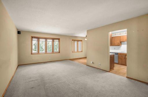 244 W Eagle Lake Drive, Maple Grove, MN 55369