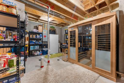 1420 Summit Court, Stillwater, MN 55082