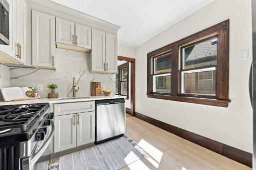 3432 34th Avenue S, Minneapolis, MN 55406