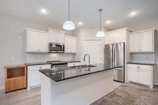 Gorgeous kitchen, flooded with light and loaded with amenities