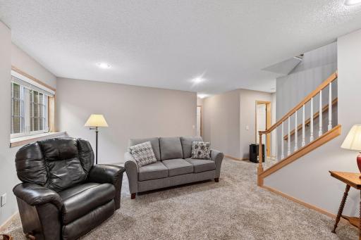 8972 Deer Run Drive, Victoria, MN 55386