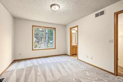 12 City View Lane, Saint Paul, MN 55107