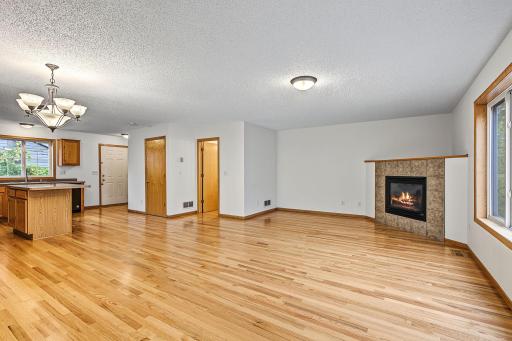 12 City View Lane, Saint Paul, MN 55107