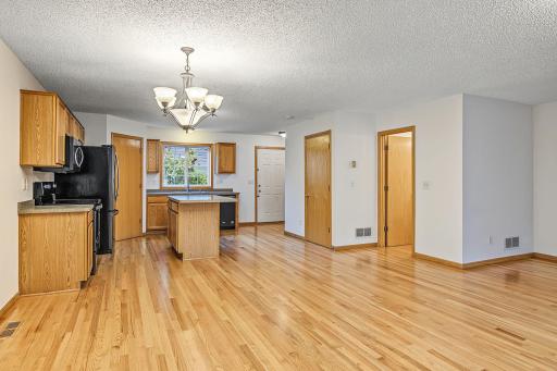 12 City View Lane, Saint Paul, MN 55107