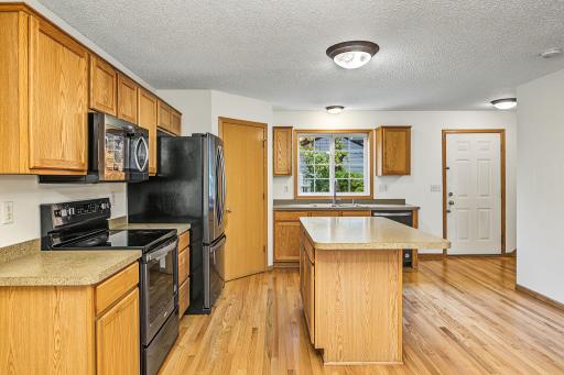 12 City View Lane, Saint Paul, MN 55107